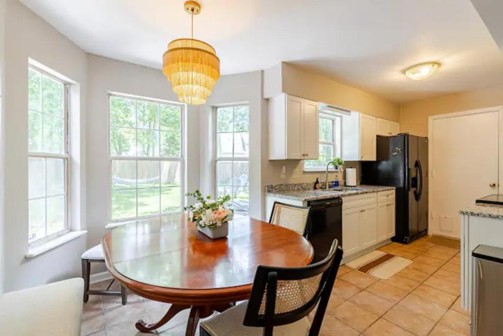 The Halcyon Days North Charleston Villa Exterior photo